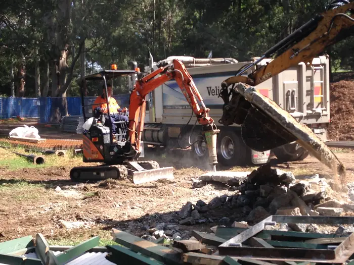 Machine and operator at work